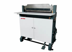 Перфорирующая машина для календарей